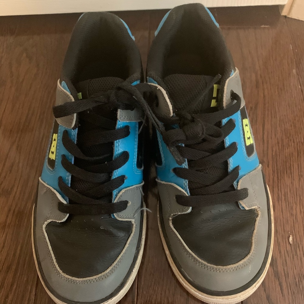 DG Skate board kids shoes, used, size 5